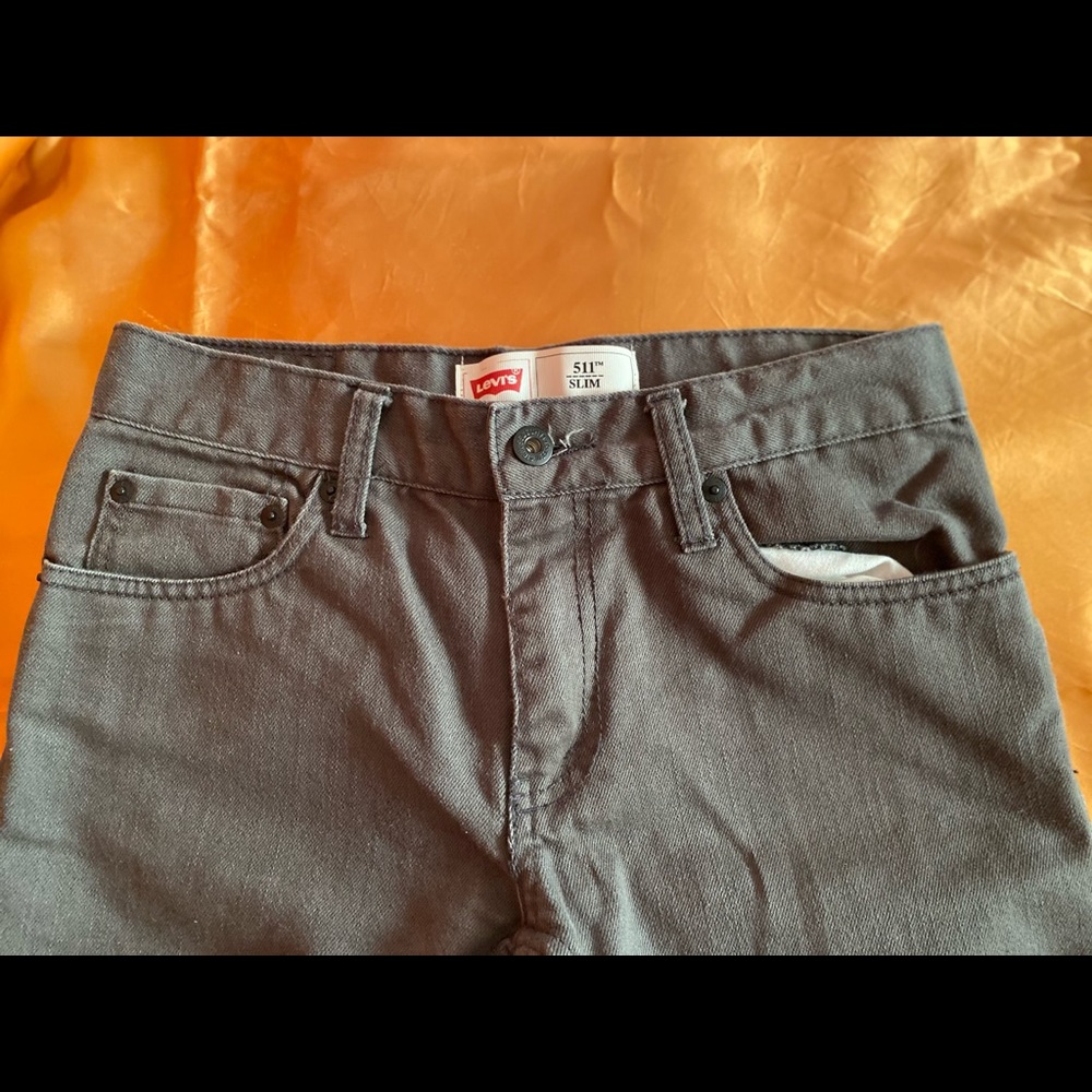 LEVI’S SLIM JEANS - SZ: 14 REG